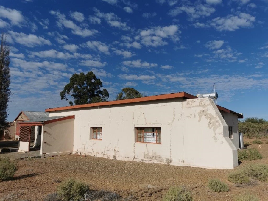 3 Bedroom Property for Sale in Loeriesfontein Northern Cape